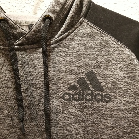 Adidas Large Sweatshirt - Picture 5 of 11